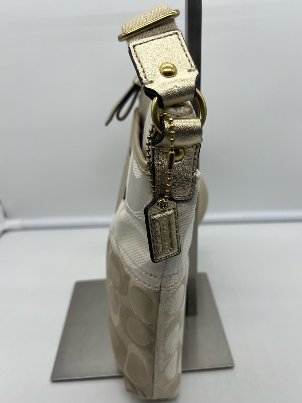 COACH Y2K Signature Patchwork Khaki Gold Jacquard Canvas Swingpack Crossbody Bag - Picture 5 of 14